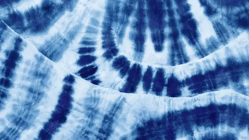Comment teindre du tissu et teindre des vêtements à la maison ?