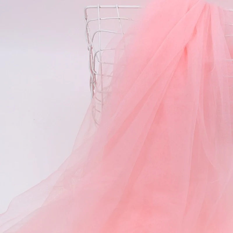 Tissu en tulle fin au mètre