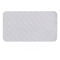 Un écusson blanc rectangulaire aux coins arrondis, réalisé en tissu piqué nid d'abeille 100% polyester DIY anti-humidité pour vêtements de sport de Longan Craft France, est représenté sur un fond blanc uni.