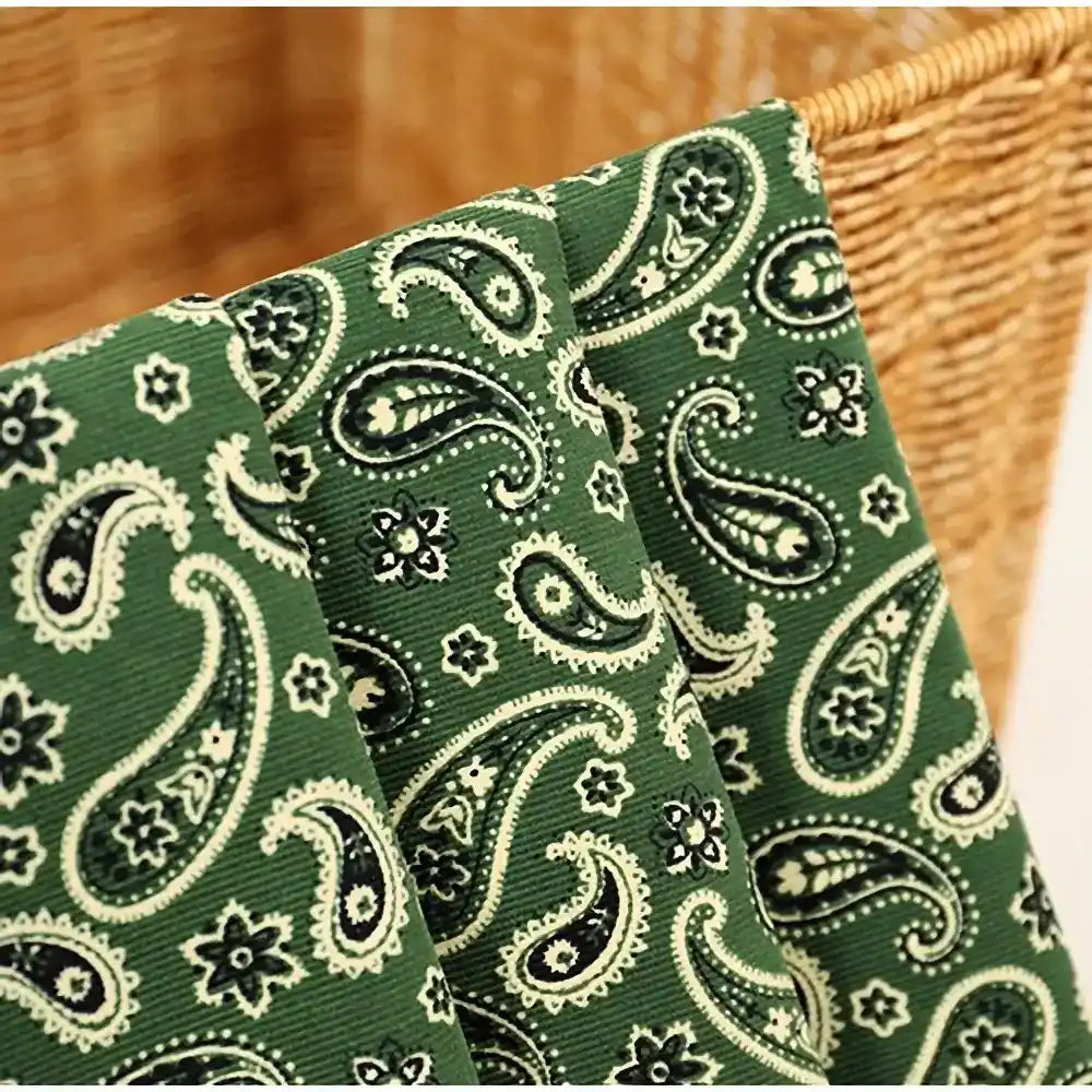 Velours côtelé coton à motifs cachemire au mètre