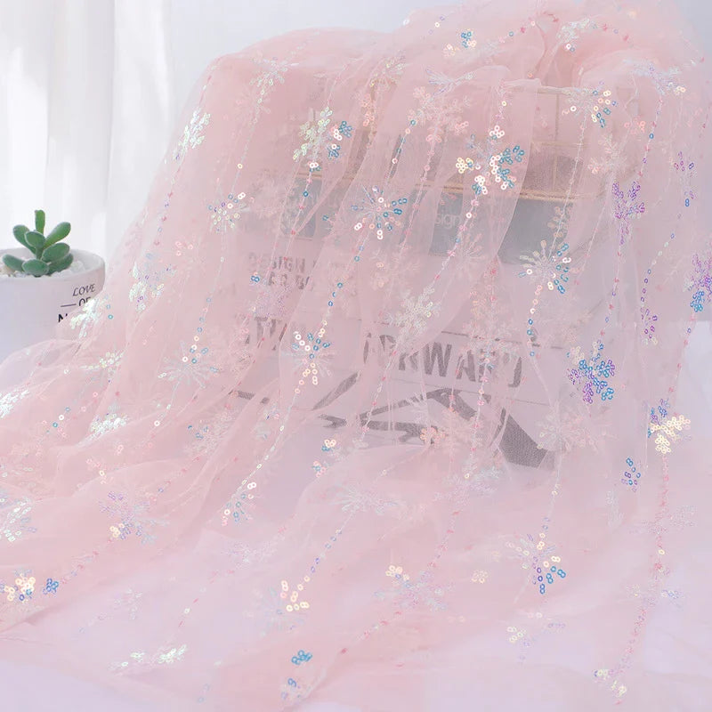 Tulle brodé à paillettes au mètre | Motif flocon de neige scintillant