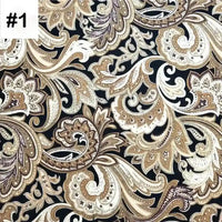 Le Tissu coton imprimé motif paisley ethnique au mètre de Longan Craft France présente des motifs floraux et paisley traditionnels dans des tons beiges, bruns, crème et blancs sur fond noir. Un carré blanc en haut à gauche affiche le texte "#1" en noir.