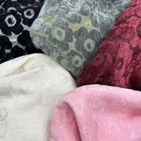 Tissu chenillé à motif floral au mètre