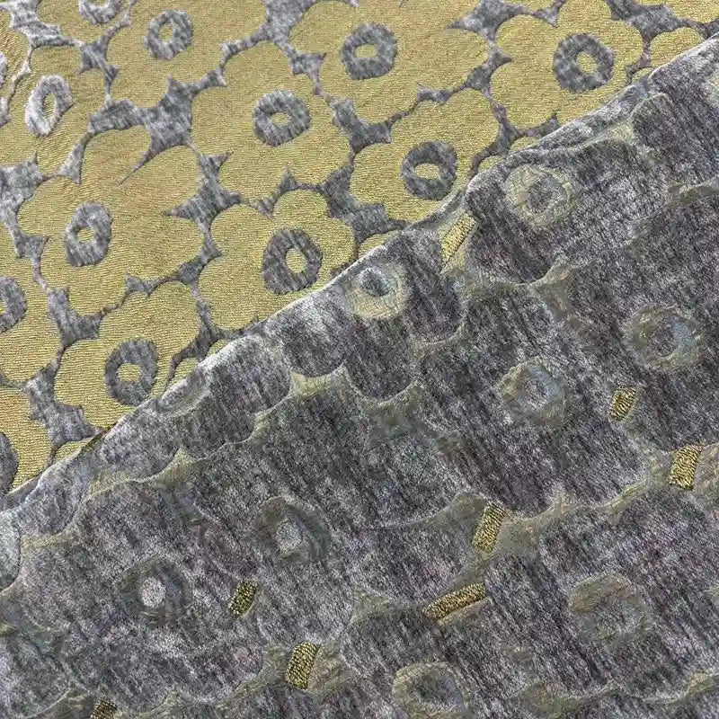 Tissu chenillé à motif floral au mètre