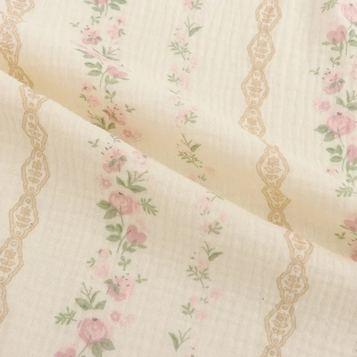 Tissu double gaze de coton à motif floral au mètre