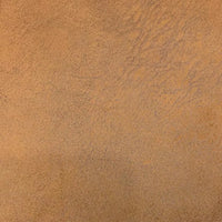 Un gros plan du velours suédine motif litchi de Longon Craft France montre la surface douce et texturée du polyester avec de subtiles variations de couleurs - parfait pour les manteaux ou les canapés DIY.