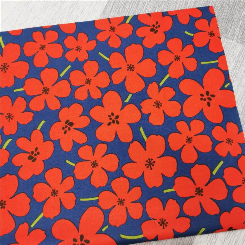 Tissu pour patchwork à grands motifs floraux au mètre