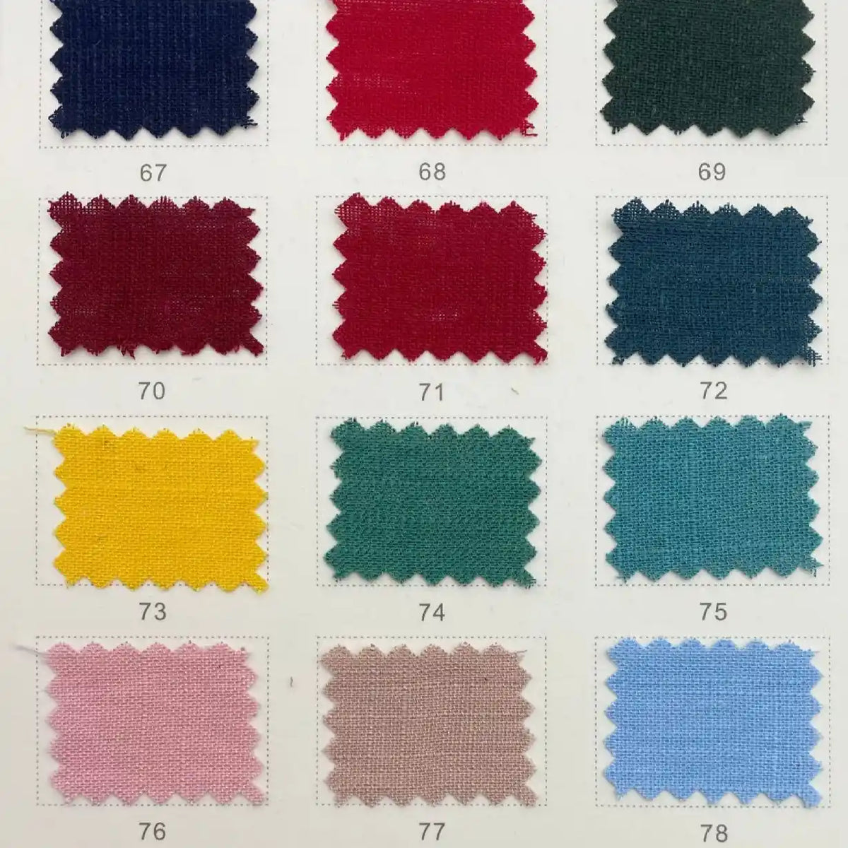 Une grille de viscose Tissu lin au mètre de Longan Craft France, numérotée de 67 à 78, présente des taches multicolores vibrantes - idéales pour l'été - sur un fond blanc : bleu foncé, rouge, vert, jaune, sarcelle, rose et bleu clair.