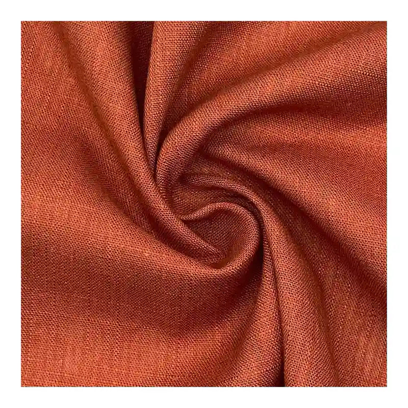 Gros plan sur le Tissu lin viscose au mètre de Longan Craft France, torsadé en spirale pour mettre en valeur sa texture. Ce tissu multicolore en viscose est parfait pour les vêtements d'été légers.