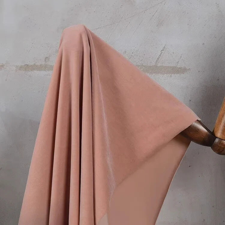 Tissu en velours mat au mètre