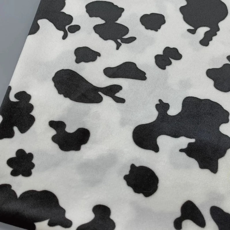 Minky motif vache doux au mètre