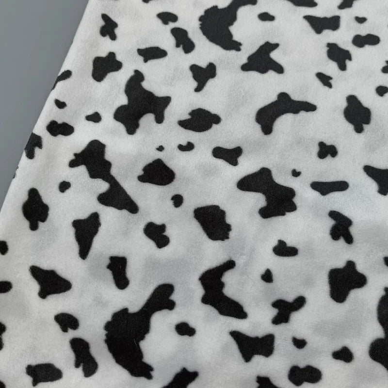Minky motif vache doux au mètre
