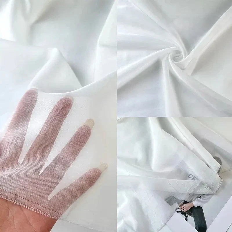 Un collage présente Tissu lin et soie uni au mètre de Longan Craft France, un mélange de lin fin, de lyocell et de soie. Les images montrent sa qualité pure avec une main derrière elle, ainsi que le tissu drapé, torsadé et sur un magazine.