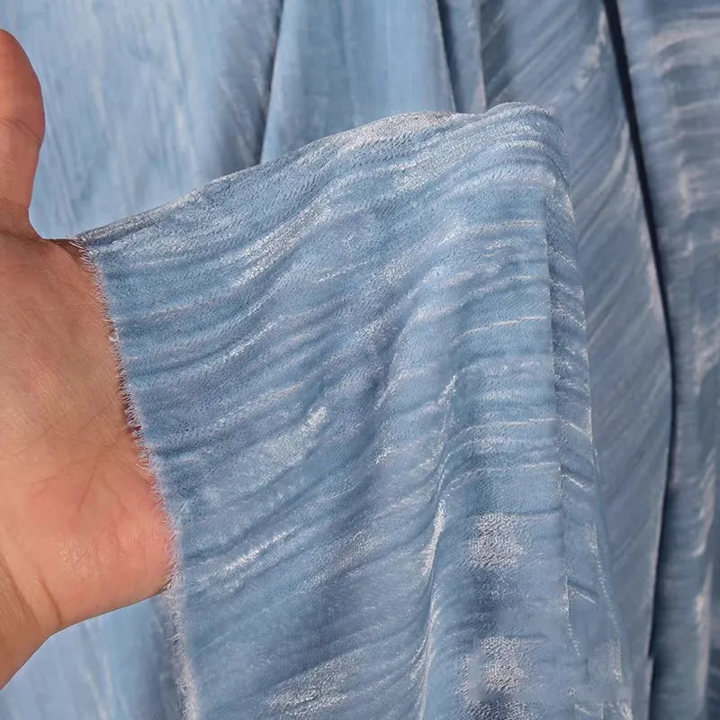 Tissu en velours froissé plissé au mètre