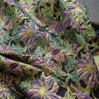 Tissu brocart vintage brodé à motifs floraux au mètre