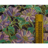 Tissu brocart vintage brodé à motifs floraux au mètre