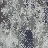 Gros plan sur le tissu de camouflage en toile Oxford résistant à l'eau de Longan Craft France, qui présente un motif pixellisé gris, noir et blanc - le tissu au mètre imperméable parfait pour les équipements de plein air.