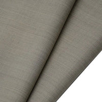 Gros plan sur le Tissu gabardine de laine peignée au mètre de Longan Craft France, un tissu résistant en laine et polyester à la texture raffinée, idéal pour les costumes élégants et sur mesure.