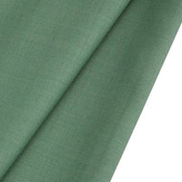 Gros plan sur le Tissu gabardine de laine peignée au mètre de Longan Craft France, un sergé durable en laine-polyester idéal pour les costumes personnalisés et élégants grâce à sa texture lisse et sa couleur uniforme.