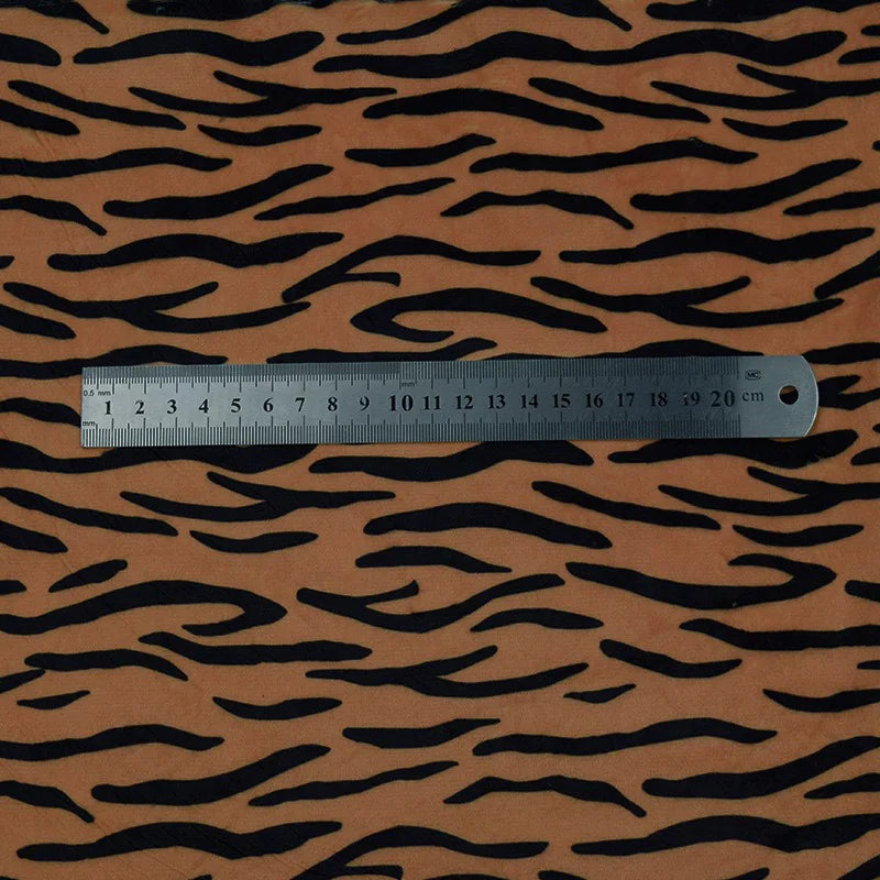 Tissu minky à motif animalier au mètre