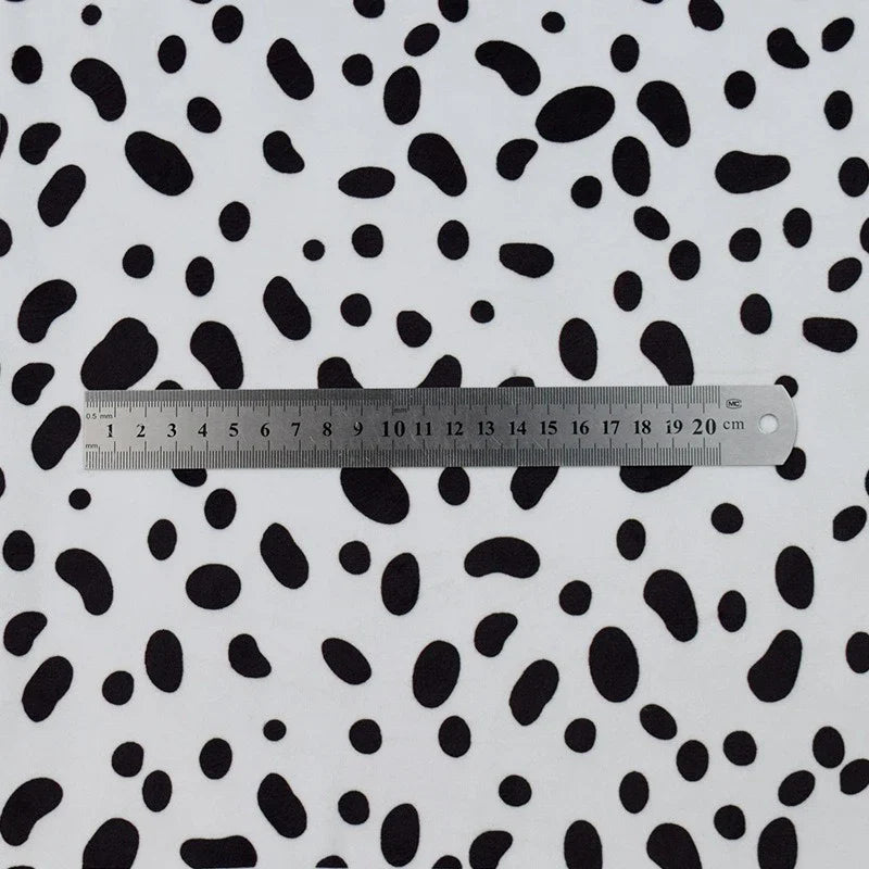 Tissu minky à motif animalier au mètre