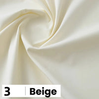 Un gros plan de la Popeline de coton au mètre beige de Longan Craft France montre des plis délicats. En bas à gauche, une étiquette affiche le chiffre 3 et "Beige" en caractères noirs gras. Parfait pour les chemises, les robes et les doublures.
