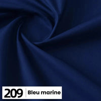 Un gros plan de la Popeline de coton au mètre bleu foncé de Longan Craft France montre un tissu doux et uni avec un tourbillon. En bas à gauche, une étiquette blanche numérotée 209 et "Bleu marine". Parfait pour les chemises, les robes, les doublures, etc.