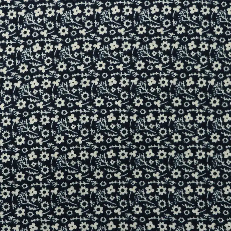Flanelle de coton fleurie au mètre de Longan Craft France, à motifs colorés d'automne, idéale pour la couture de robes, vêtements ou loisirs créatifs et pour ajouter une touche chaleureuse à votre déco.