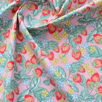 Popeline de coton à fleurs au mètre de Longan Craft France : tissu doux 100 % coton imprimé floral, idéal pour quilting, nappes, robes ou chemises. Motif coloré parfait pour vos projets créatifs.