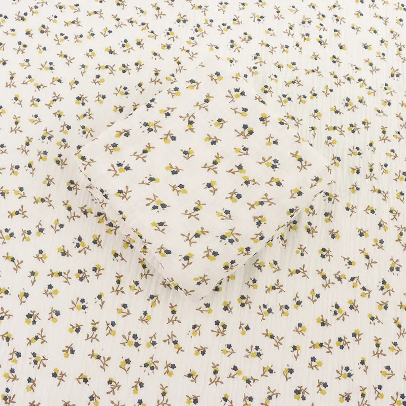 Tissu double gaze de coton à motif floral au mètre