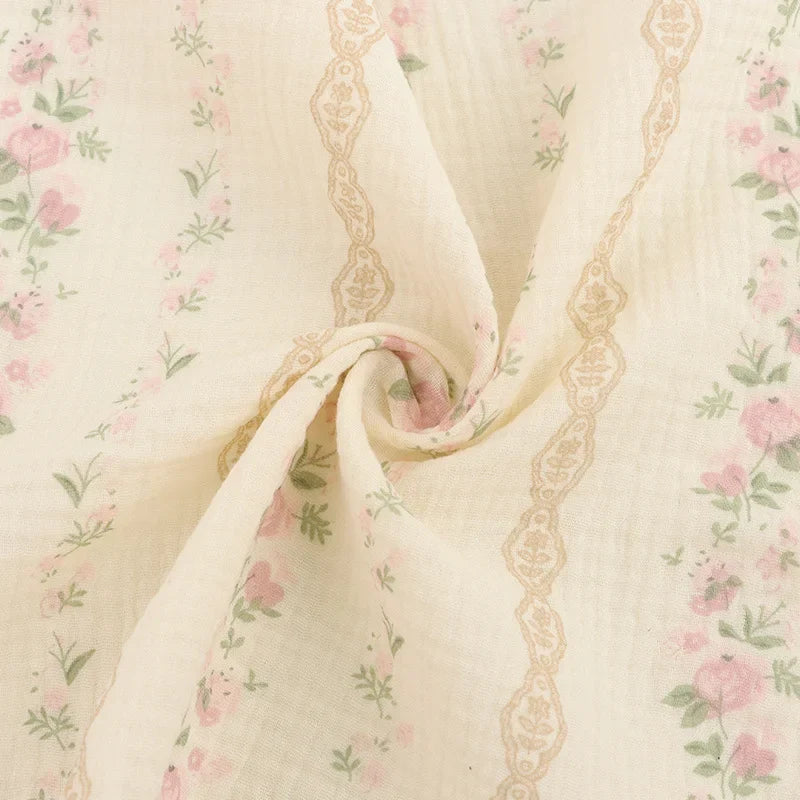 Tissu double gaze de coton à motif floral au mètre
