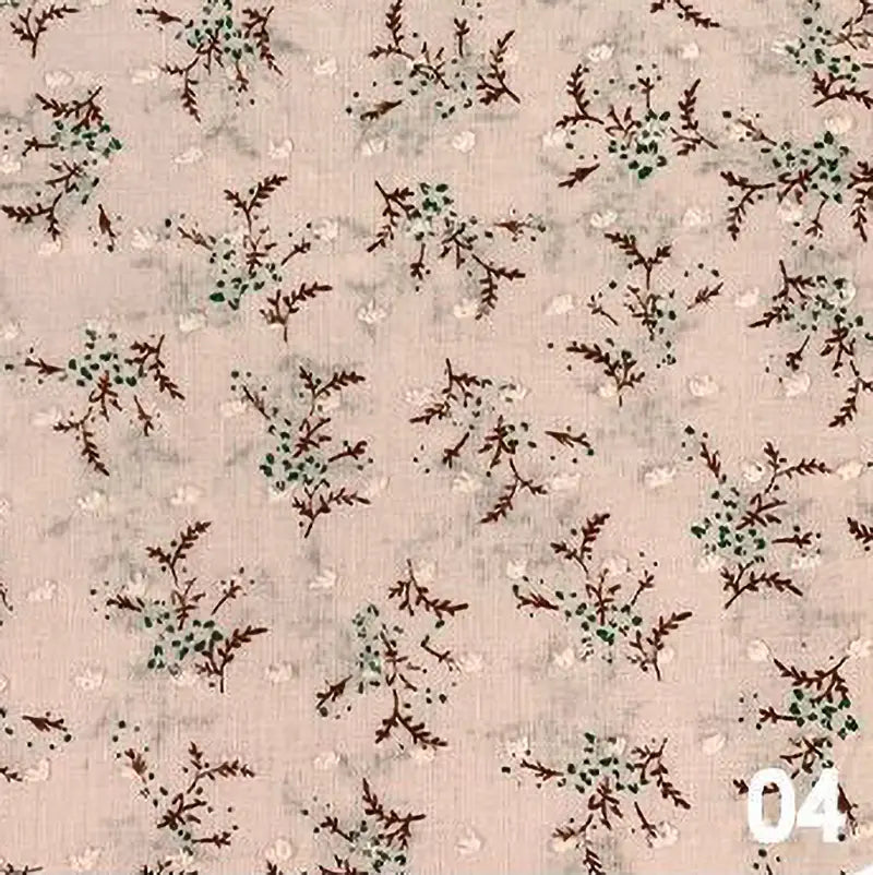 Tissu voile jacquard plumetis floral au mètre de Longan Craft France, beige clair avec branches brunes, feuilles vertes et petites fleurs blanches-parfait pour robes d'été. "04" en blanc en bas à droite.