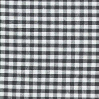 Le Tissu popeline vichy au mètre de Longan Craft France est un vichy léger 40S 100% coton à carreaux noirs et blancs, idéal pour les chemises, les robes ou les nappes d'été.