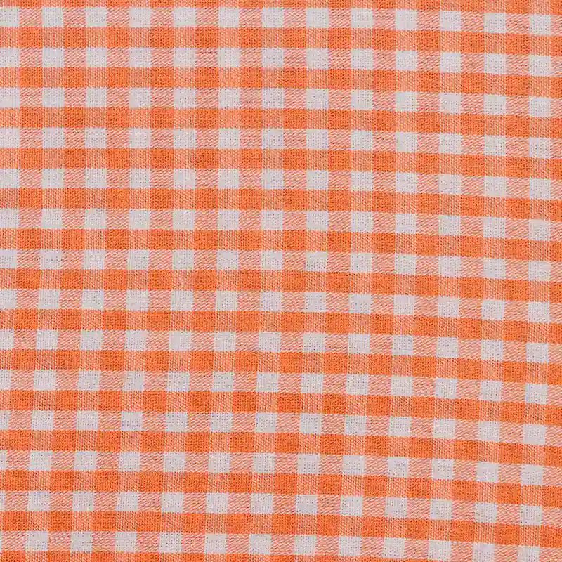 Le tissu popeline vichy au mètre de Longan Craft France est une popeline légère 100 % coton à motif à carreaux orange et blanc, parfaite pour les chemises, les robes et les nappes d'été. Respirant et doux, ce tissu à carreaux est idéal pour les projets de couture.