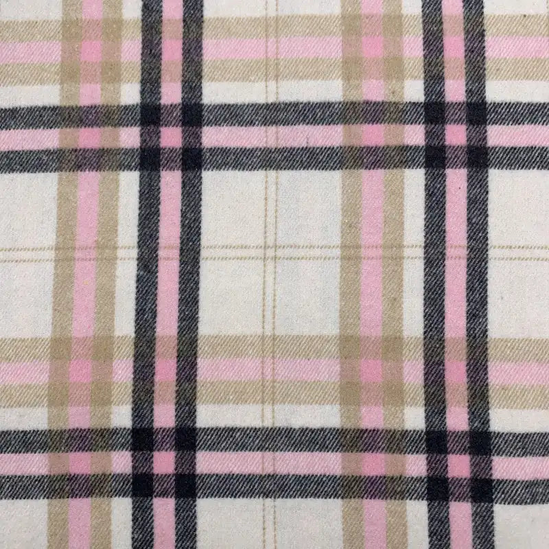 Gros plan sur Tissu en flanelle à carreaux pour l'automne de Longon Craft France, un polyester-coton doux aux motifs noirs, roses et beiges sur fond clair-parfait pour des robes et chemises confortables et élégantes.