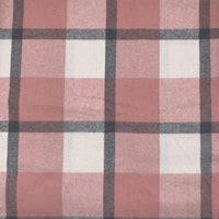 Découvrez le tissu en flanelle à carreaux Longon Craft France, un mélange polyester-coton doux au mètre, parfait pour l'automne. Idéal pour robes, chemises et projets de couture confortables grâce à sa texture chaleureuse.