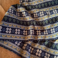 Tissu en polaire à motifs flocons au mètre