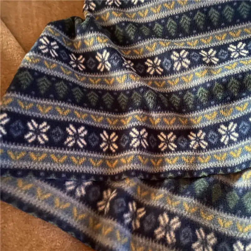 Tissu en polaire à motifs flocons au mètre