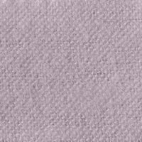 Gros plan sur la Flanelle de coton uni au mètre de Longon Craft France, une douce flanelle mauve clair avec une texture uniforme à petites boucles - un tissu d'automne parfait et super douillet pour les câlins.