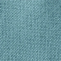 Gros plan sur la flanelle de coton uni au mètre de Longon Craft France, un tissu bleu clair, super doux, parfait pour l'automne, avec un motif tissé régulier, idéal pour confectionner des pyjamas et des câlins douillets.