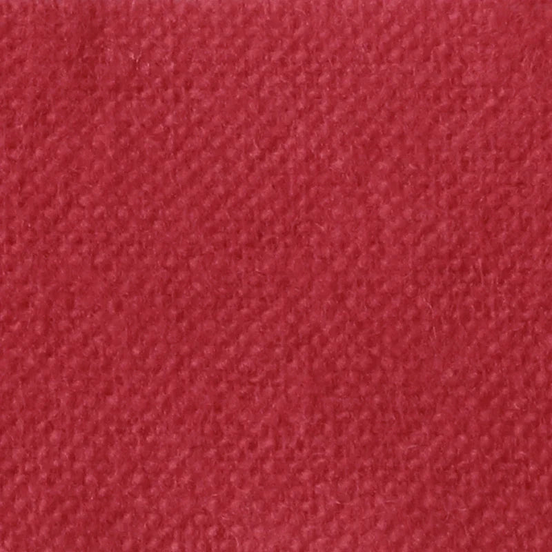 Gros plan sur la Flanelle de coton uni au mètre de Longon Craft France, une flanelle d'automne ultra-douce et moelleuse au tissage diagonal subtil. Ce tissu super douillet est parfait pour les pyjamas douillets et les câlins chaleureux.