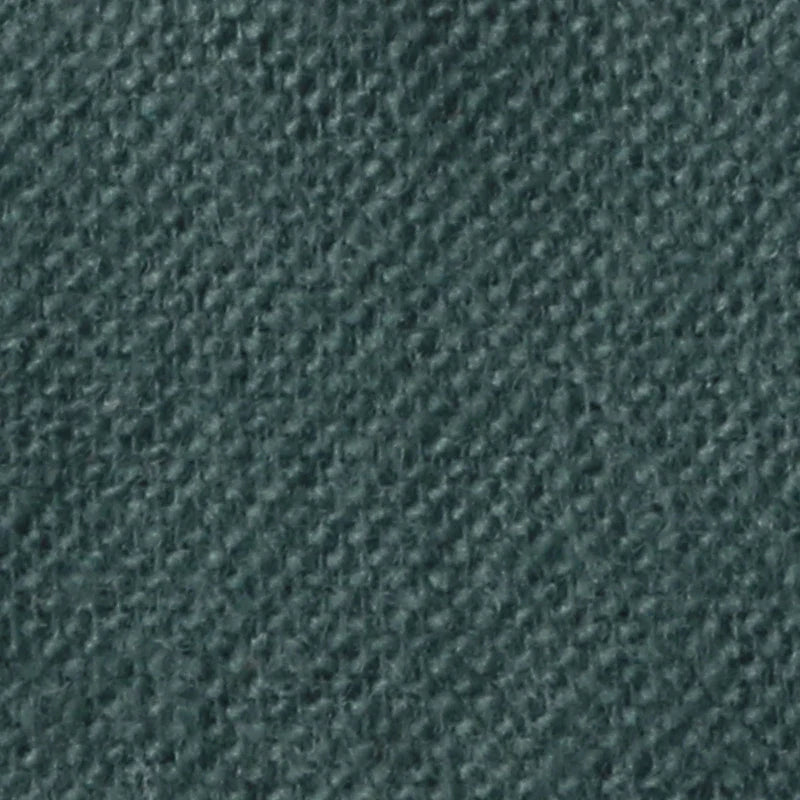 Un gros plan de la Flanelle de coton uni au mètre de Longon Craft France montre son tissage doux et légèrement duveteux - parfait comme flanellette confortable d'automne ou tissu super douillet pour câlins et pyjamas.