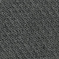 Gros plan sur la Flanelle de coton uni de Longon Craft France, montrant sa texture douce, super douillet et son tissage en diagonale - la flanelle parfaite pour les pyjamas et les câlins d'automne douillets.