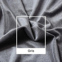 Gros plan sur le tissu velours uni au mètre de Longan Craft France en gris, avec des plis doux. Un rectangle blanc encadre le tissu pelucheux, et la mention "Gris" figure en dessous pour indiquer la couleur. Largeur : 165 cm - idéal pour la couture et les projets créatifs.