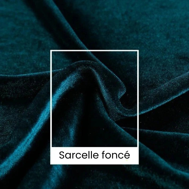 Gros plan sur le tissu velours uni au mètre de Longan Craft France dans un coloris sarcelle foncé, encadré par un rectangle blanc. Idéal pour l'ameublement, l'habillement et l'artisanat ; tissu doux et luxueux de 165 cm de large.