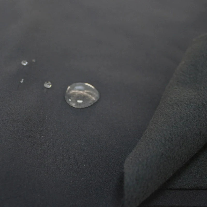 Tissu en polaire imperméable au mètre